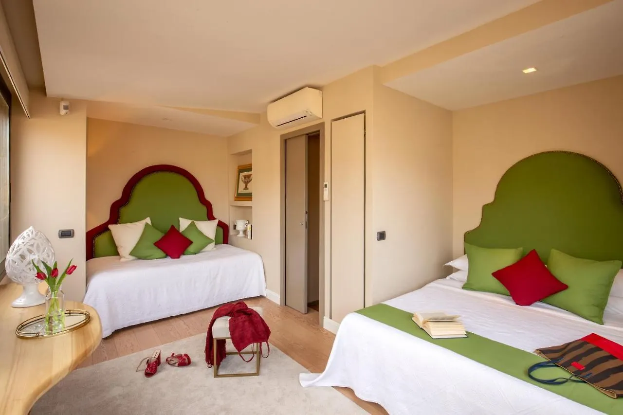 Nido Del Gambero - Your Suite With View Roma 0*,  Italia